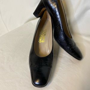Salvatore Ferragamo alligator black heels size 9.5 B